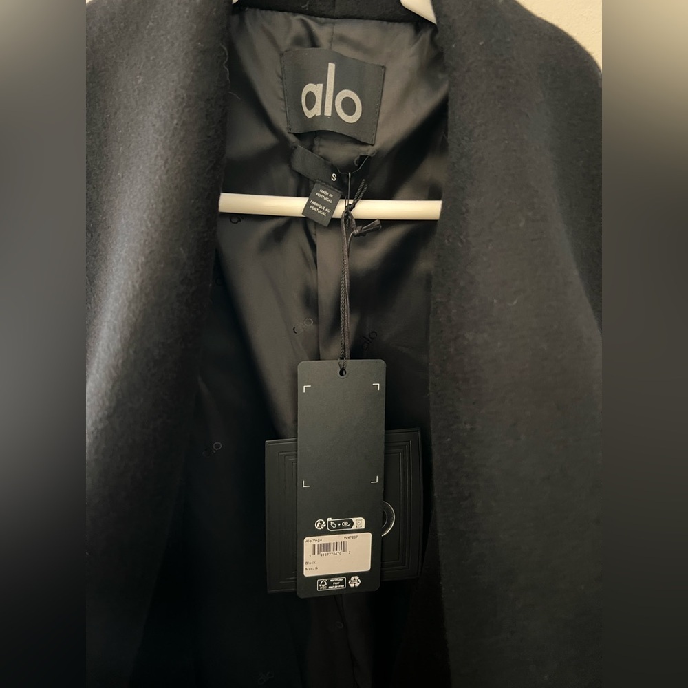 NWT Alo Yoga Wool Blend Night Fall Black Long Coat Size Small - Picture 5 of 10